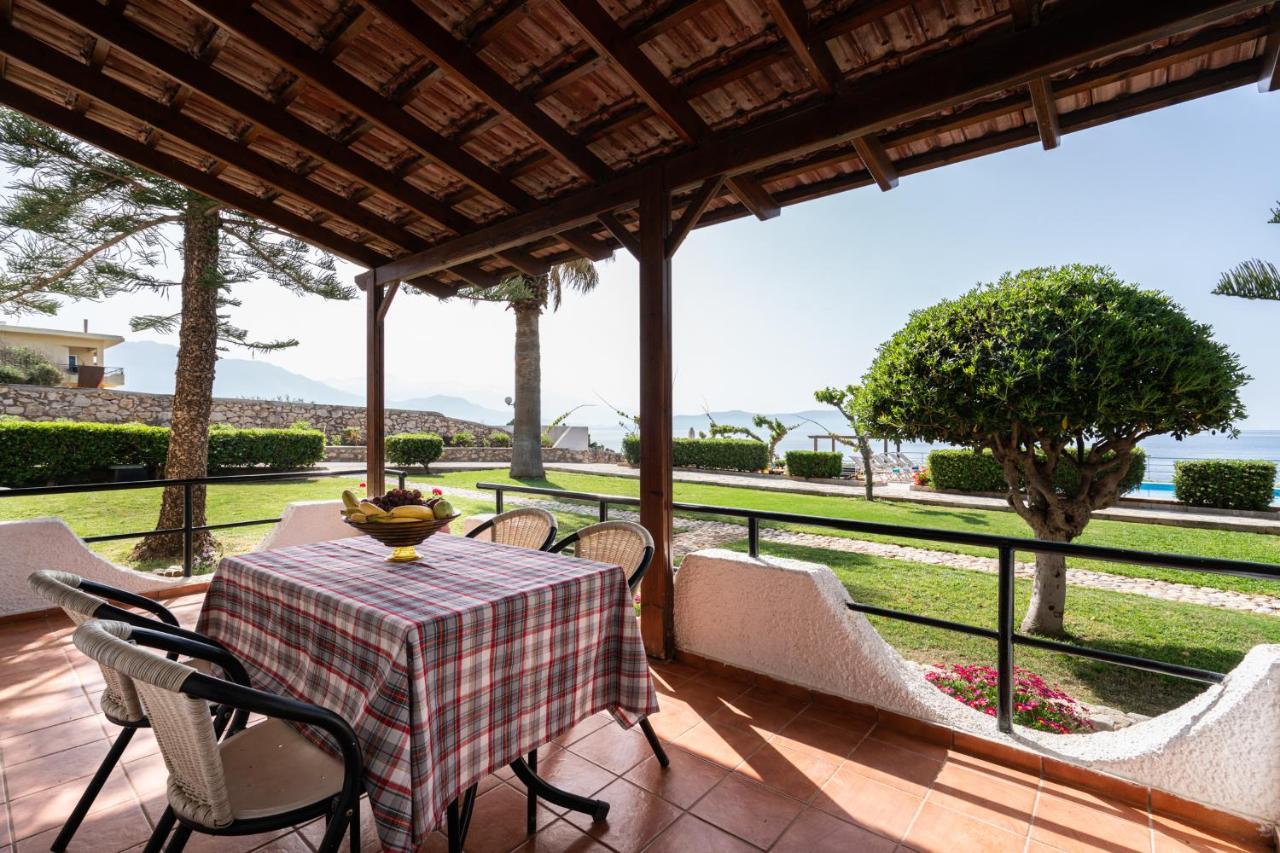 Beachfront Family Villa Katerina With Private Pool, Playground, Bbq & Amazing Sea Views! Petres  Exterior foto
